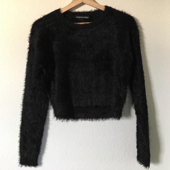 Brandy Melville Black Furry Fuzzy Crop Sweater - Picture 8 of 12